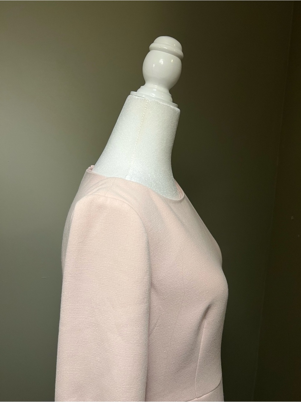 Ann‎ Taylor Soft Blush Pink Ruffle-Hem Long Sleeve Dress - Picture 4 of 4
